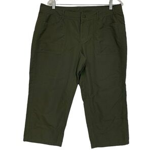 The North Face Never Stop Hiking Capri Pant Women’s Size 14 Outdoors Nylon Green